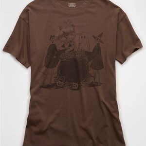 American Eagle Outfitters Brown Halloween Graphic Tee
